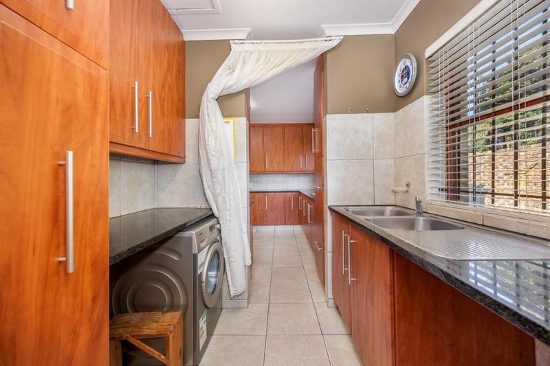 7 Bedroom Property for Sale in Eversdal Heights Western Cape
